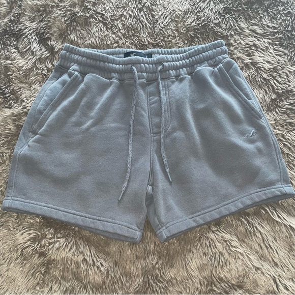 Hollister Men’s Shorts - Picture 1 of 4
